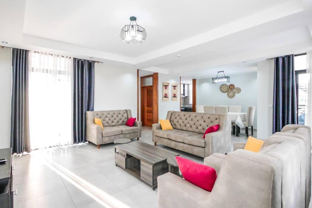 Ultra Modern Apartment In Nyarutarama Kigali Zewnętrze zdjęcie