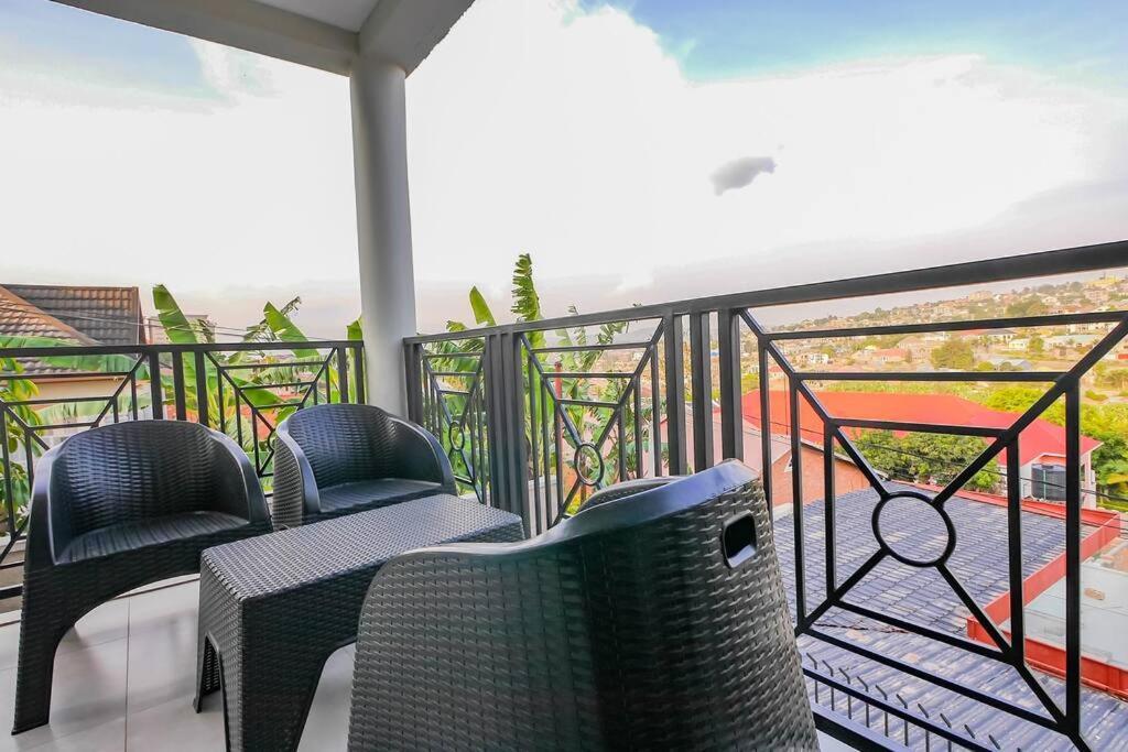 Ultra Modern Apartment In Nyarutarama Kigali Zewnętrze zdjęcie