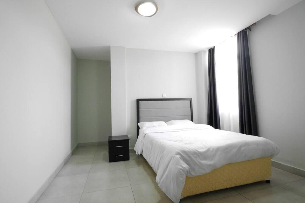 Ultra Modern Apartment In Nyarutarama Kigali Zewnętrze zdjęcie