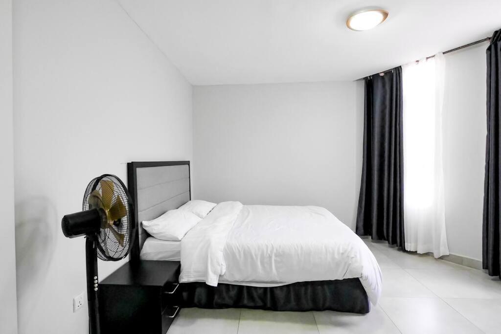 Ultra Modern Apartment In Nyarutarama Kigali Zewnętrze zdjęcie